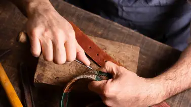 Talabarterías en Caracas se reinventan: ofrecen reparaciones de artículos de todo tipo de material Talabarterías en Caracas se reinventan: ofrecen reparaciones de artículos de todo tipo de material