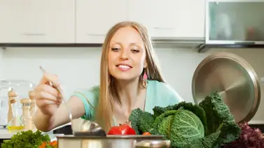 ¿Qué tan caliente el agua?: Chef comparte truco para que aprendas a identificar la temperatura correcta en la que se cocina una verdura ¿Qué tan caliente el agua?: Chef comparte truco para que aprendas a identificar la temperatura correcta en la que se cocina una verdura