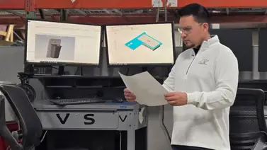 Lewis Fierro recibe reconocimiento al valor de una solución protésica con impacto real en la salud pública Lewis Fierro recibe reconocimiento al valor de una solución protésica con impacto real en la salud pública