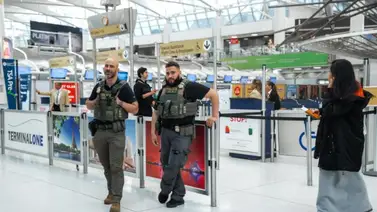 ¿Solicitantes de asilo pueden ser arrestados por ICE en aeropuertos? Esto es lo que recomiendan ¿Solicitantes de asilo pueden ser arrestados por ICE en aeropuertos? Esto es lo que recomiendan