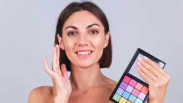 Miradas de temporada: las sombras de ojos que definirán esta Semana Santa Miradas de temporada: las sombras de ojos que definirán esta Semana Santa