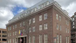 Venezuela anuncia la rehabilitación de sus sedes diplomáticas en EEUU: Las pondremos al servicio de todos