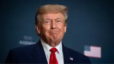 Trump afirma que hubo "cambio de régimen" en Irán y asoma toma de su infraestructura petrolera Trump afirma que hubo "cambio de régimen" en Irán y asoma toma de su infraestructura petrolera
