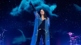 ¿Qué esperar del nuevo show? Laura Pausini estrena su gira "Yo Canto"