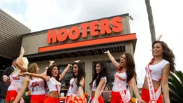 Hooters en bancarrota: conozca qué pasará con los restaurantes y el personal