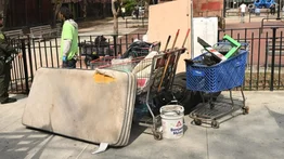 Nueva York impondrá multas a quienes arrojen basura y escombros: podrían ser hasta por $10.000