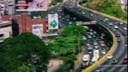 Cierran parcialmente la autopista Gran Cacique Guaicaipuro: reparan tubería de agua potable