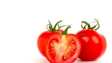 Tomate: así debes aplicarlo para hidratar el cabello en 10 minutos Tomate: así debes aplicarlo para hidratar el cabello en 10 minutos