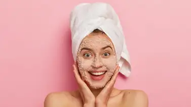 Tres beneficios de exfoliar la piel del rostro más allá de eliminar las células muertas  Tres beneficios de exfoliar la piel del rostro más allá de eliminar las células muertas