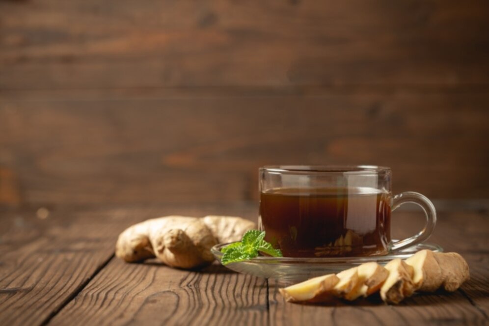 Alivia el dolor de espalda con esta milagrosa infusión natural que puedes preparar en casa