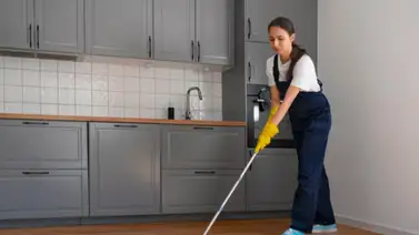 Prevención, constancia y trucos caseros: básicos para cuidar los pisos de madera  Prevención, constancia y trucos caseros: básicos para cuidar los pisos de madera