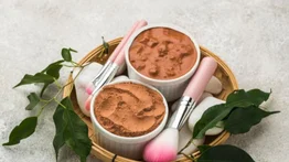 Colorete casero 100% natural: así puedes hacerlo tu misma en casa