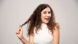 Cabello: despídete del frizz con esta mascarilla de aceite de almendras y miel
