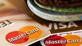 IRS: conozca si puede pagar impuestos con tarjeta de crédito
