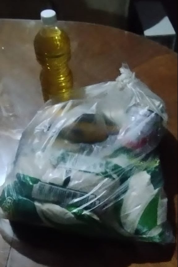 Bolsas CLAP abril: así las entregó el Ministerio de Educación a docentes en Caracas Bolsas CLAP abril: así las entregó el Ministerio de Educación a docentes en Caracas