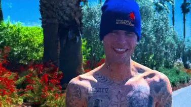 Justin Bieber no sale del lente de la cámara: extraño comportamiento en el Coachella  Justin Bieber no sale del lente de la cámara: extraño comportamiento en el Coachella