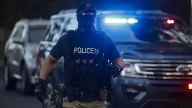 ICE detiene a inmigrante en Nueva Jersey: lo acusan de ser un espía ICE detiene a inmigrante en Nueva Jersey: lo acusan de ser un espía