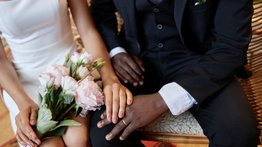 Fraudes matrimoniales en la mira de USCIS: endurecen entrevistas para la obtención de la Green Card