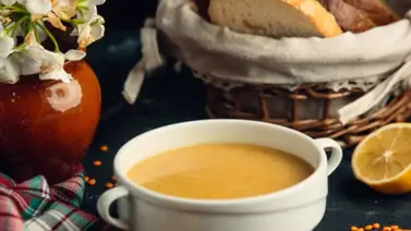 Sácale provecho a la cabeza, espinazo y cola del pescado: prepara un delicioso caldo  Sácale provecho a la cabeza, espinazo y cola del pescado: prepara un delicioso caldo