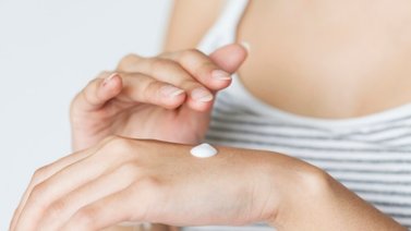 Hidrata la piel: aprende a preparar una mascarilla de zanahoria y aloe vera