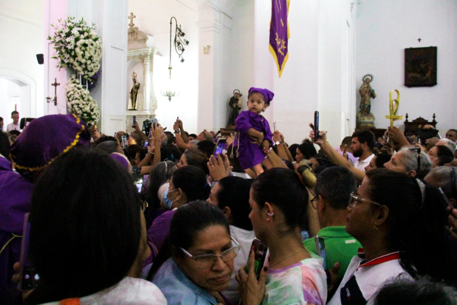 2001ONLINE - VENEZUELA - NAZARENO DE SAN PABLO