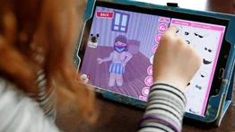 Hombre secuestra a niña tras contactarla a través del videojuego Roblox