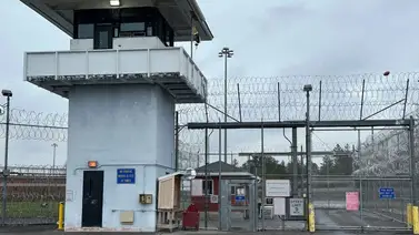 Matan a golpes a un recluso en cárcel de Nueva York: diez guardias están acusados Matan a golpes a un recluso en cárcel de Nueva York: diez guardias están acusados