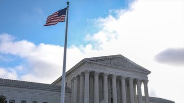 Venezolanos en Estados Unidos: Corte Suprema pausa deportaciones bajo Ley de Enemigos Extrajeros