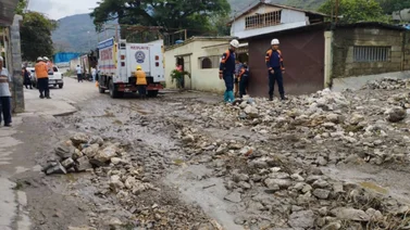 En imágenes: Fuertes lluvias causan aumento en quebradas del estado Lara