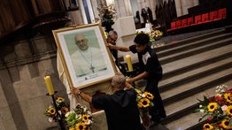 ¿Cuándo debe celebrarse el funeral del papa Francisco y qué pasará con su apartamento? Aquí las respuestas