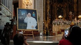  La profecía de San Malaquías: ¿se acerca el fin del mundo tras la muerte del papa Francisco?