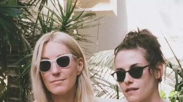 Kristen Stewart se casa en secreto con Dylan Meyer, la guionista que la volvió a enamorar