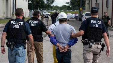 Jueza de Colorado frena deportación de 100 venezolanos a El Salvador: el dictamen afecta el plan de DHS