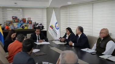 Decreto de Emergencia Económica: instalan mesa con sector juguetero para fortalecer la producción nacional