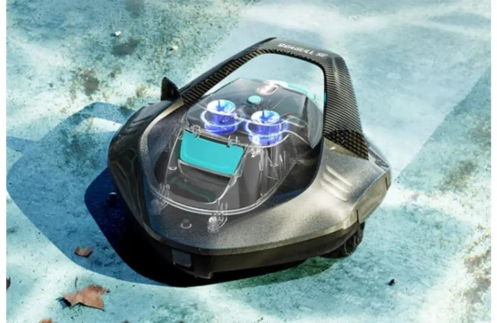 Lanzan al mercado un robot limpia piscina automático: no creerás su accesible costo