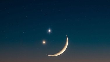 Venus, Saturno y la Luna formarán una cara sonriente el 24 y 25 de abril: a qué hora se verá en Venezuela
