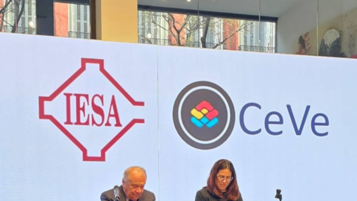 El IESA y CeVe firman alianza para beneficio de la comunidad venezolana