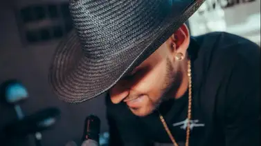 Gregory Juárez: el artista venezolano del tatuaje conquista Coachella Gregory Juárez: el artista venezolano del tatuaje conquista Coachella