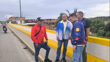 Autoridades inspeccionaron el Puente La Lucha en Catia La Mar: No genera ningún peligro para la comunidad