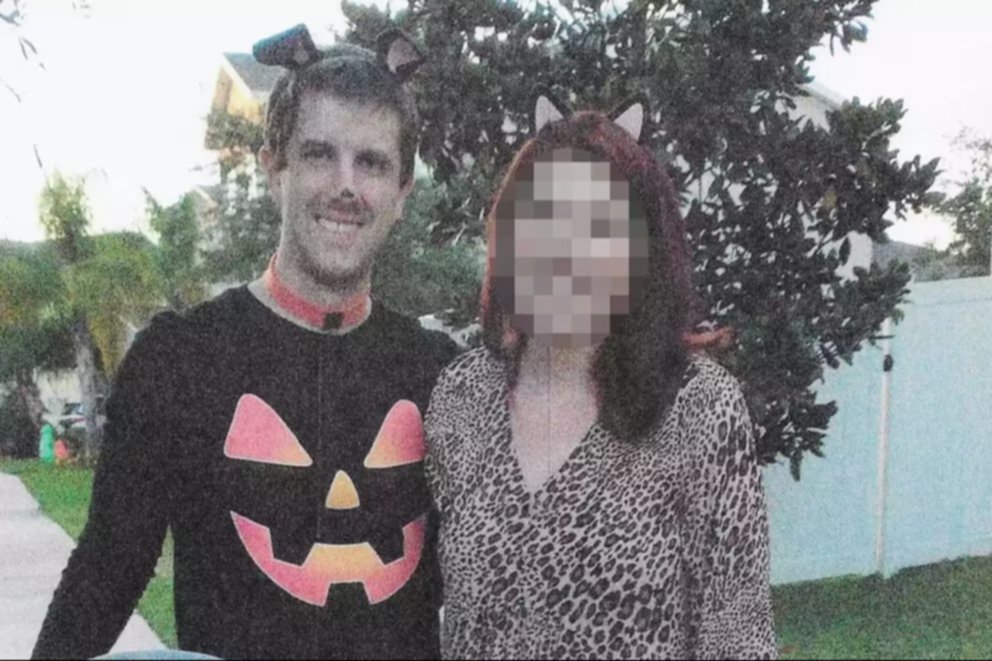 Lo despidieron de Disney y se vengó de esta manera: fue sentenciado a tres años de cárcel Lo despidieron de Disney y se vengó de esta manera: fue sentenciado a tres años de cárcel