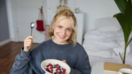 Joven y firme: conoce la fruta que le devolverá la lozanía a tu piel