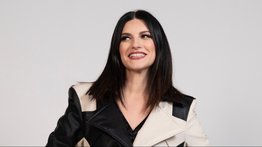 Laura Pausini interpreta la versión balada de “Turista” de Bad Bunny: La escuché y me enamoré al instante