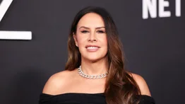 Karla Sofía anuncia demandas contra quienes la han difamado: la acusan de dar una patada a un actor