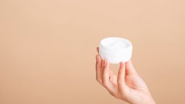Hidrata la piel de las manos con esta efectiva crema de aloe vera y pepino