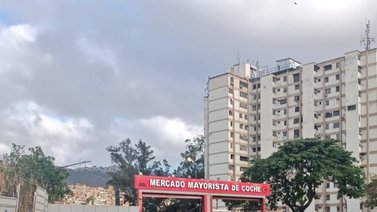 Cicpc desmantela red de extorsionadores en el Mercado de Coche: decían ser policías