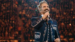 Alejandro Fernández lanza álbum “De rey a rey” en homenaje a Vicente Fernández: Una carta de amor a mi padre