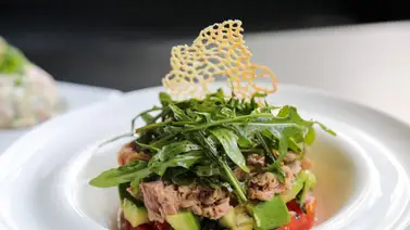 Combina aguacate y sardinas en una sencilla ensalada: ideal para servir en Semana Santa Combina aguacate y sardinas en una sencilla ensalada: ideal para servir en Semana Santa
