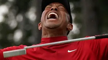 ¡Esposado! El video de Tiger Woods que le da la vuelta al mundo ¡Esposado! El video de Tiger Woods que le da la vuelta al mundo