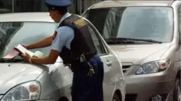 Arranca el mes de amnistía para la calcomanía de vehículos en Chicago: ¿qué debes hacer?