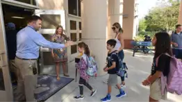 Escuelas públicas de Florida: reglas especiales para mañana lunes 6 de abril